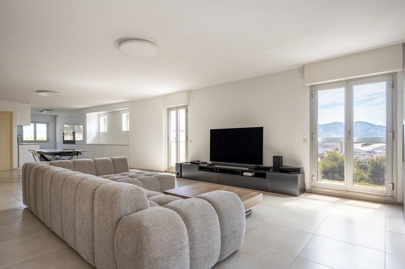 Apartment in Périer, 8e Arrondissement, Marseille 2 - 17345327