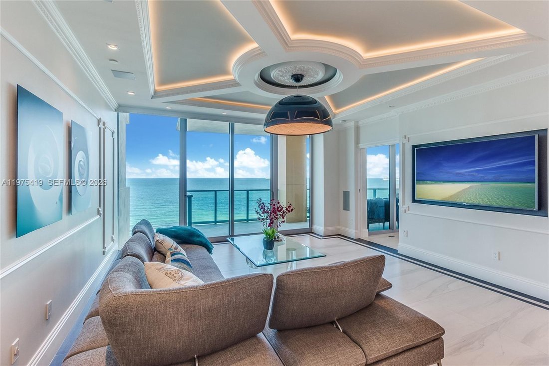 Condo in Miami Beach, Florida, United States 1 - 17342686