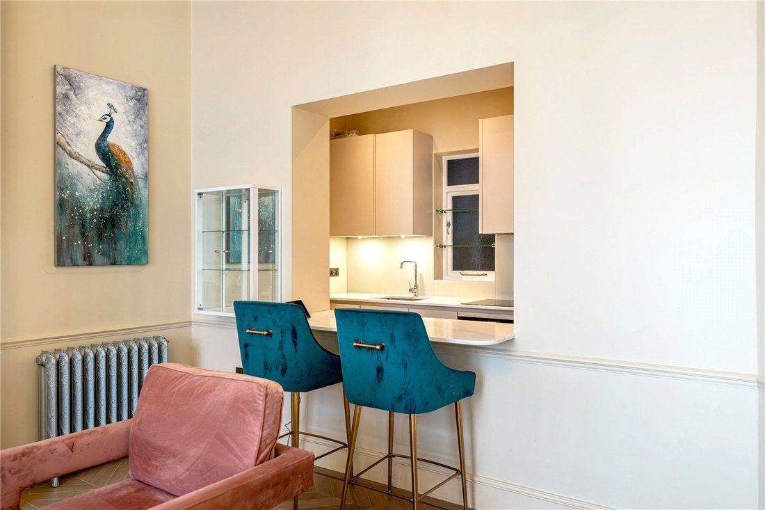 Apartment in Mayfair, Westminster, England 5 - 17298744