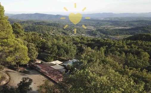 Estate in Callas, Provence-Alpes-Côte d'Azur, France 1