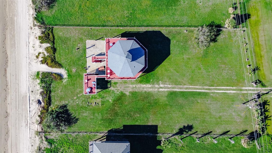 House in Bolivar Peninsula, Texas, United States 2 - 17342536
