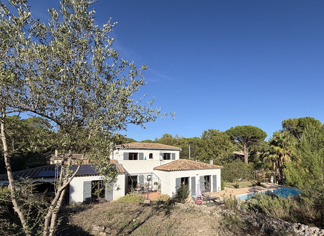 Villa in Fayence, Provence-Alpes-Côte d'Azur, France 3 - 17340005