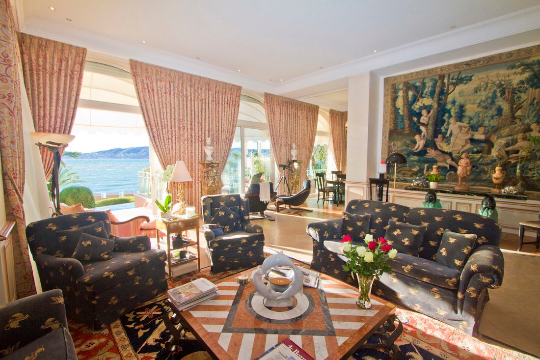 House in Juan les Pins-Gallice, Antibes, France 3 - 17340111