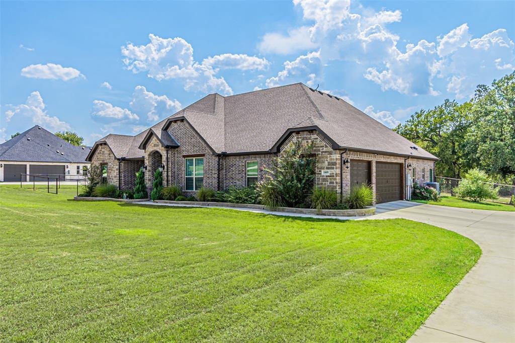 House in Springtown, Texas, United States 2 - 17342453