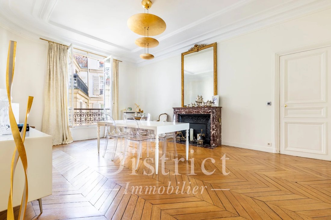 Apartment in Hoche-Friedland, Paris 8e Arrondissement, Paris 5 - 16150745