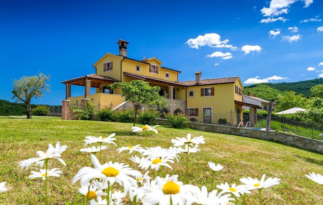 Villa in Opcina Motovun, Istria County, Croatia 3 - 17343132