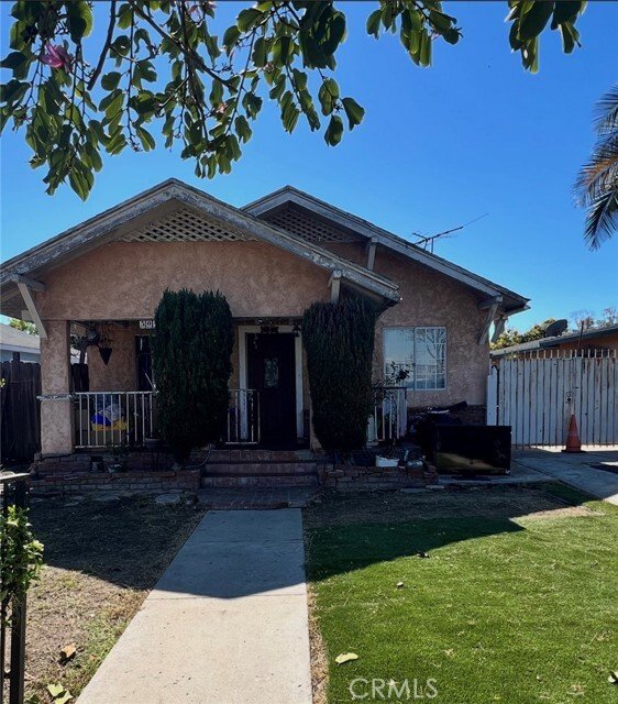Inglewood, California, United States 4 - 17340182