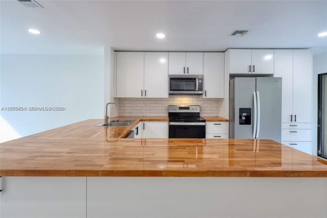 House in Doral, Florida, United States 3 - 17342674