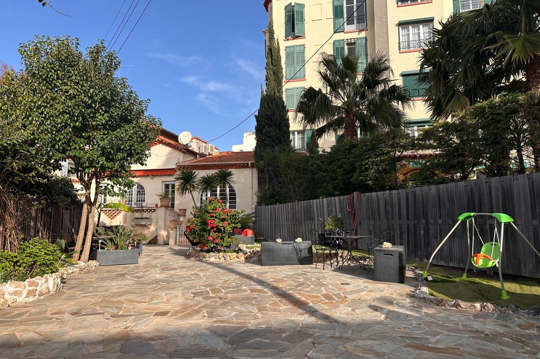Villa in Juan les Pins-Gallice, Antibes, France 2 - 17339717