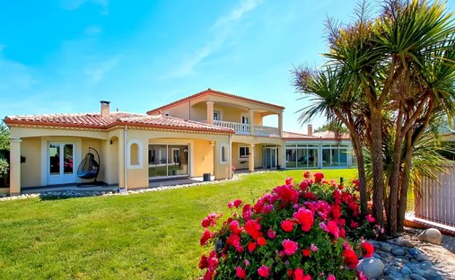 House in Lalande, Montauban, France 1