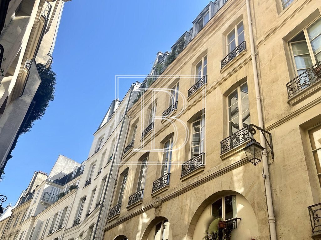Apartment in Saint Merri, Paris 4e Arrondissement, Paris 2 - 15707094