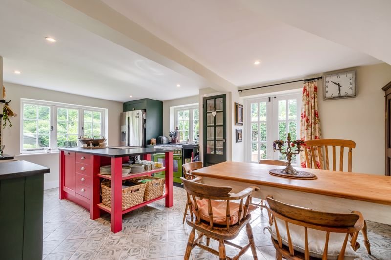 House in Holmbury Saint Mary, Shere, England 3 - 17340805