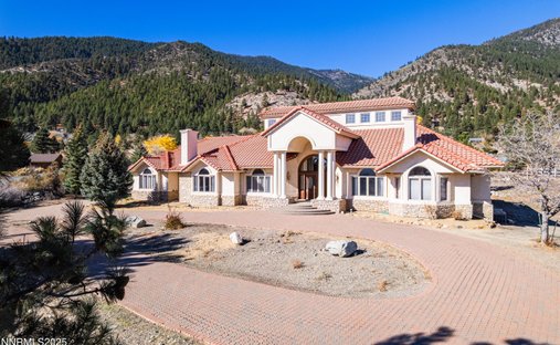 House in Genoa, Nevada, United States 1
