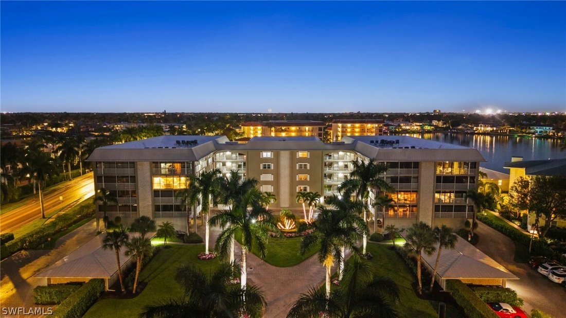 Condo in Naples, Florida, United States 4 - 17340778