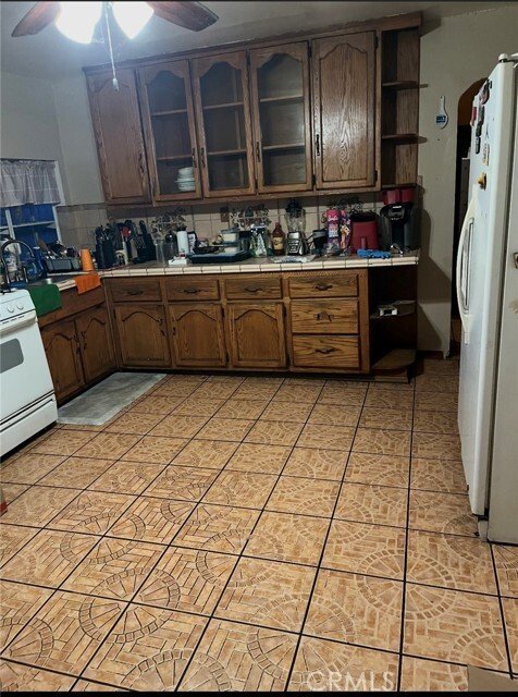 Inglewood, California, United States 3 - 17340182