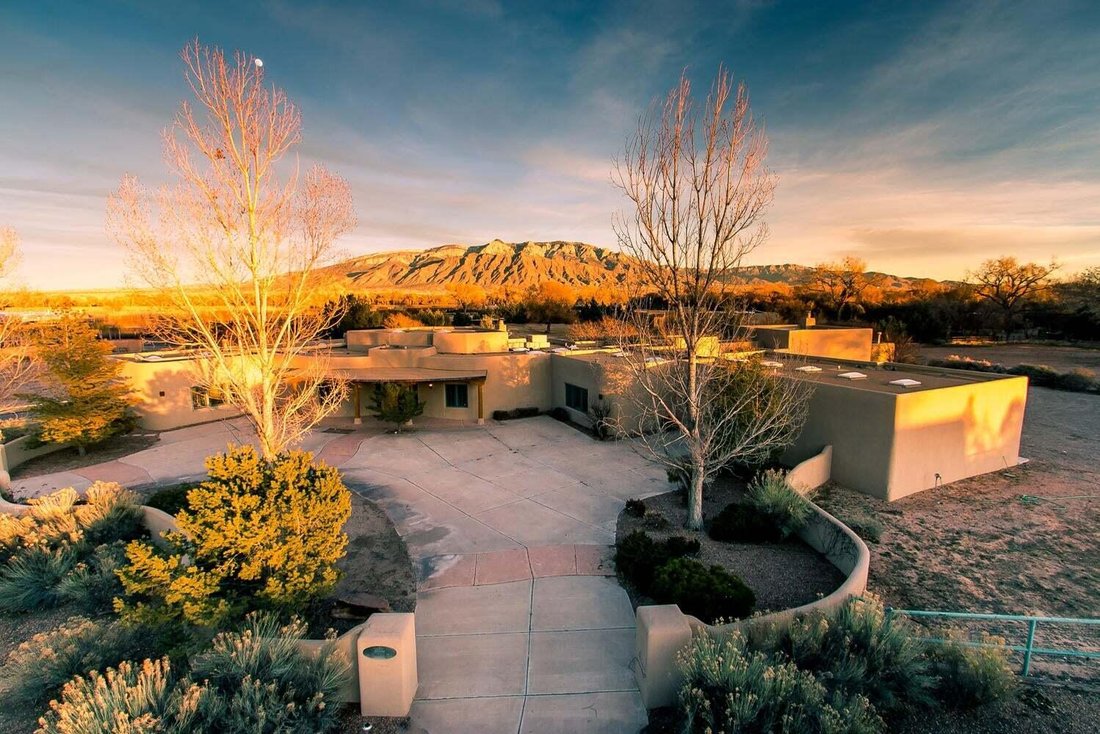 House in Corrales, New Mexico, United States 2 - 17344794