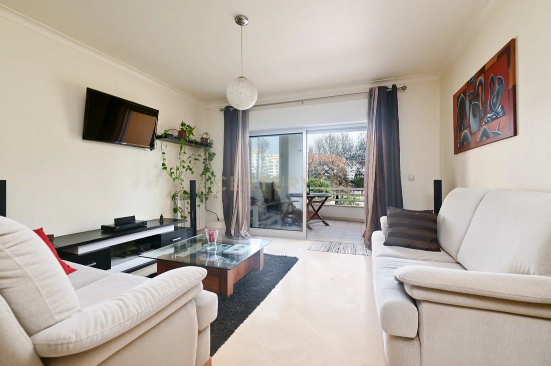 Apartment in Carcavelos e Parede, Lisbon, Portugal 5 - 17339677