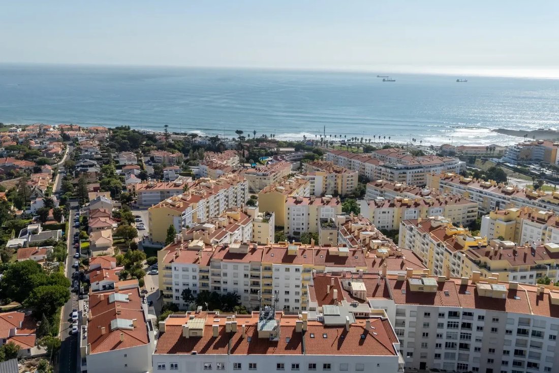 Apartment in Carcavelos e Parede, Lisbon, Portugal 2 - 17339708