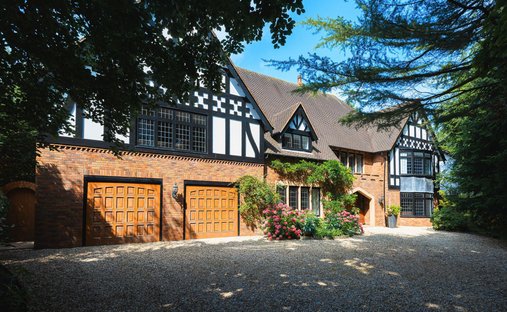 House in Freshfield, Formby, England 1