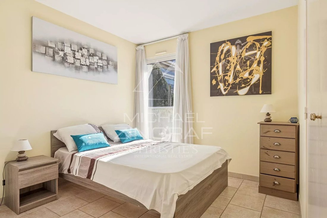 House in La Source, Cannes, France 5 - 17339393