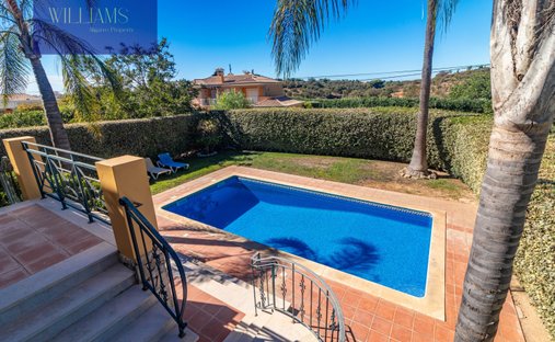 Villa in Ferreiras, Algarve, Portugal 1
