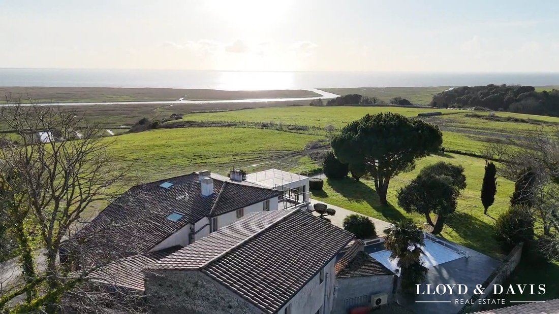 Villa in Chenac-Saint-Seurin-d'Uzet, Nouvelle-Aquitaine, France 2 - 17343642