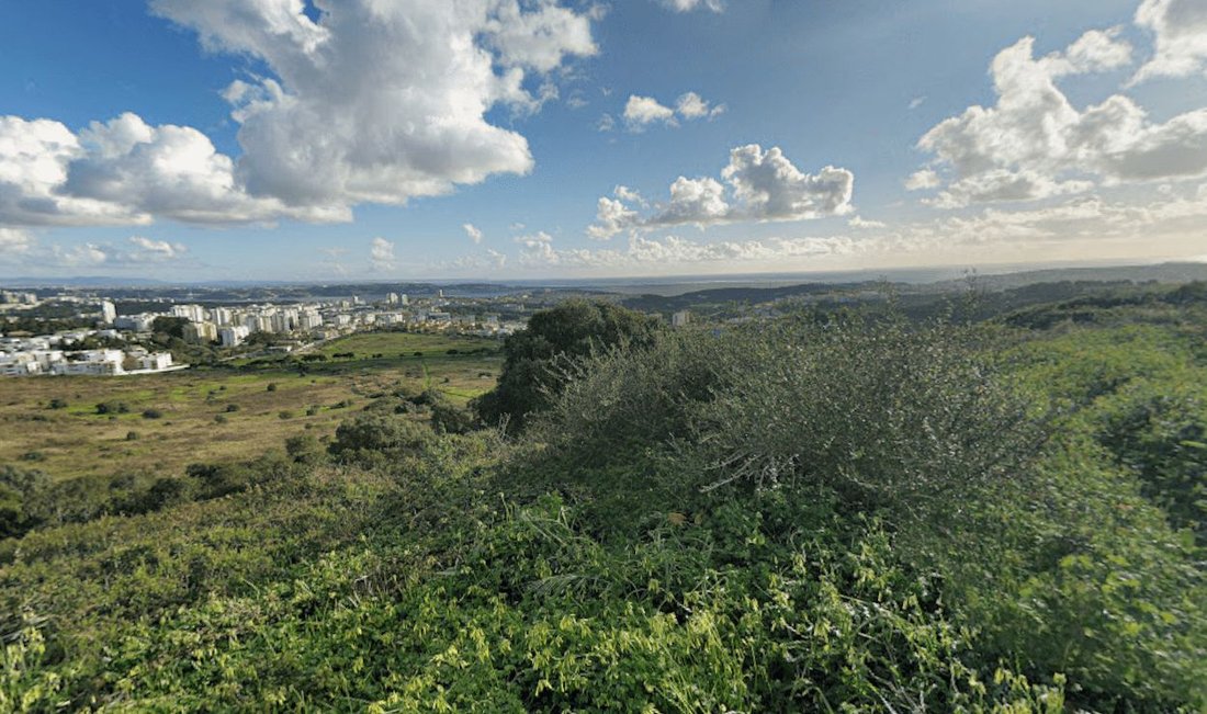 Land in Venteira, Lisbon, Portugal 2 - 17345701