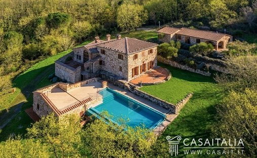Country House in Castelnuovo di Val di Cecina, Tuscany, Italy 1