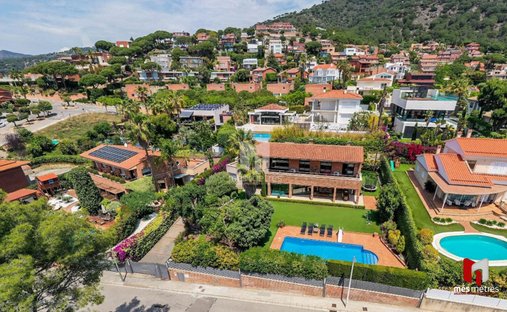 Villa in Teia, Catalonia, Spain 1