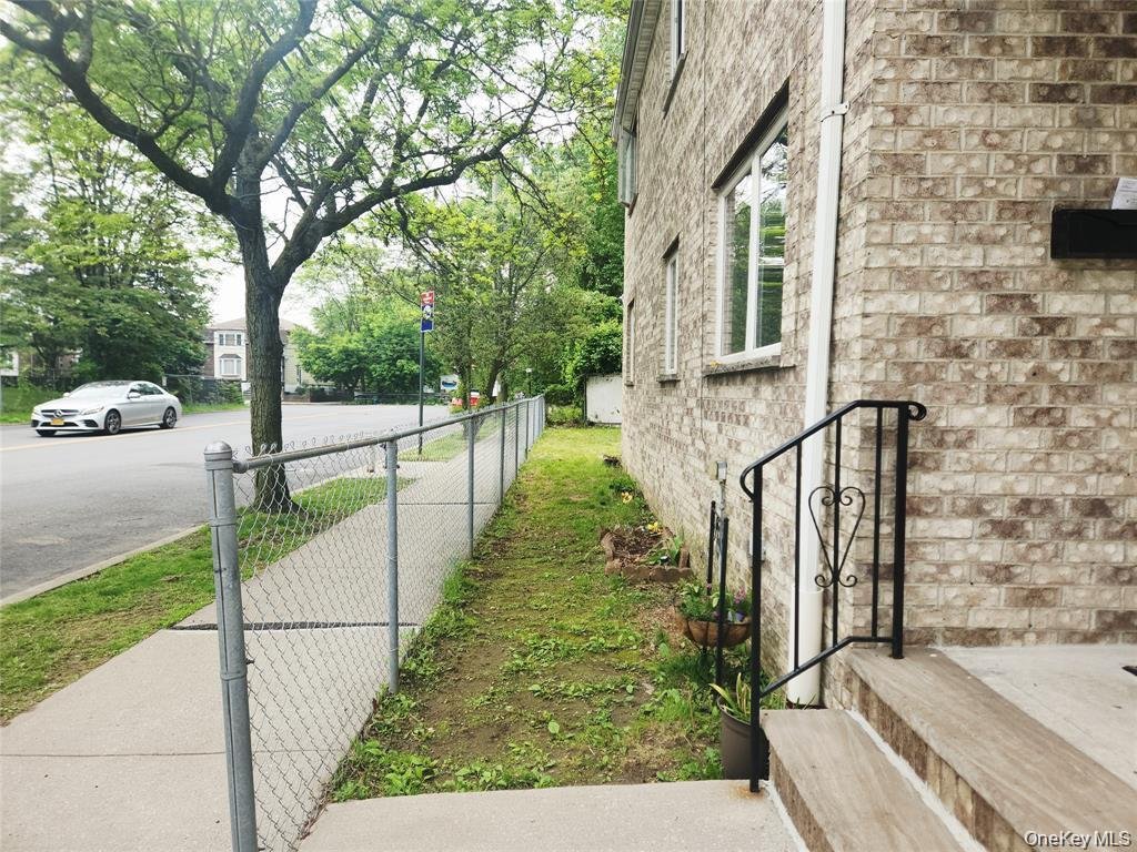 House in New York, New York, United States 4 - 17341667