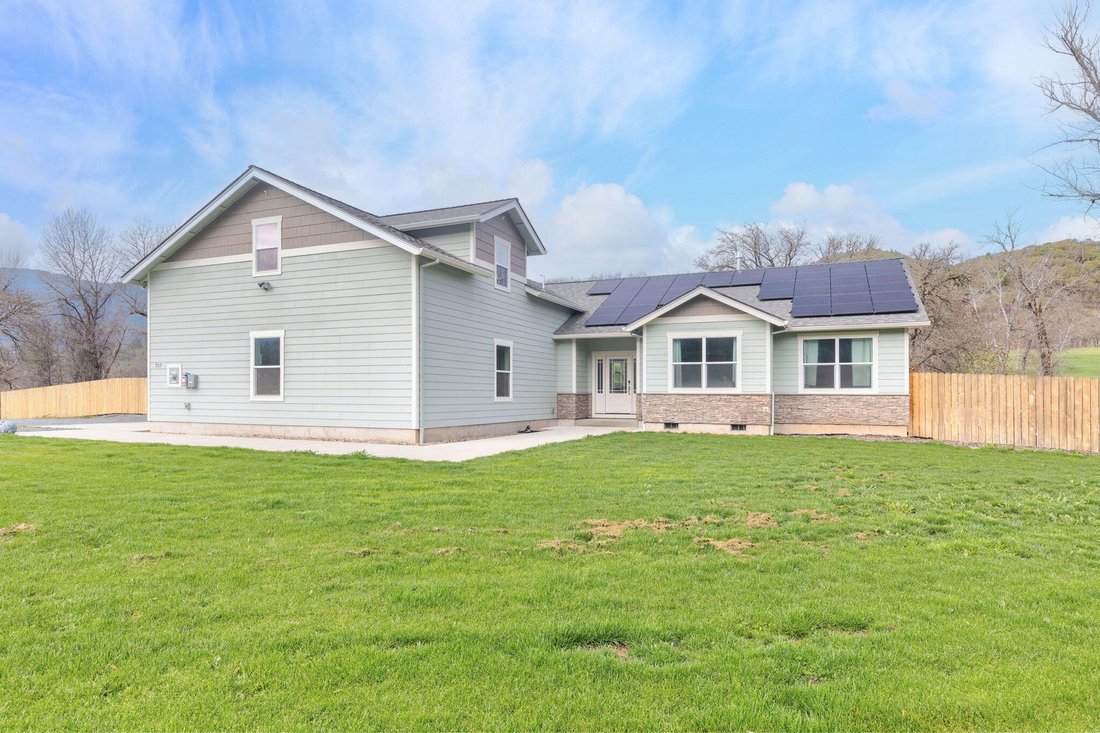 House in Gold Hill, Oregon, United States 3 - 17341411