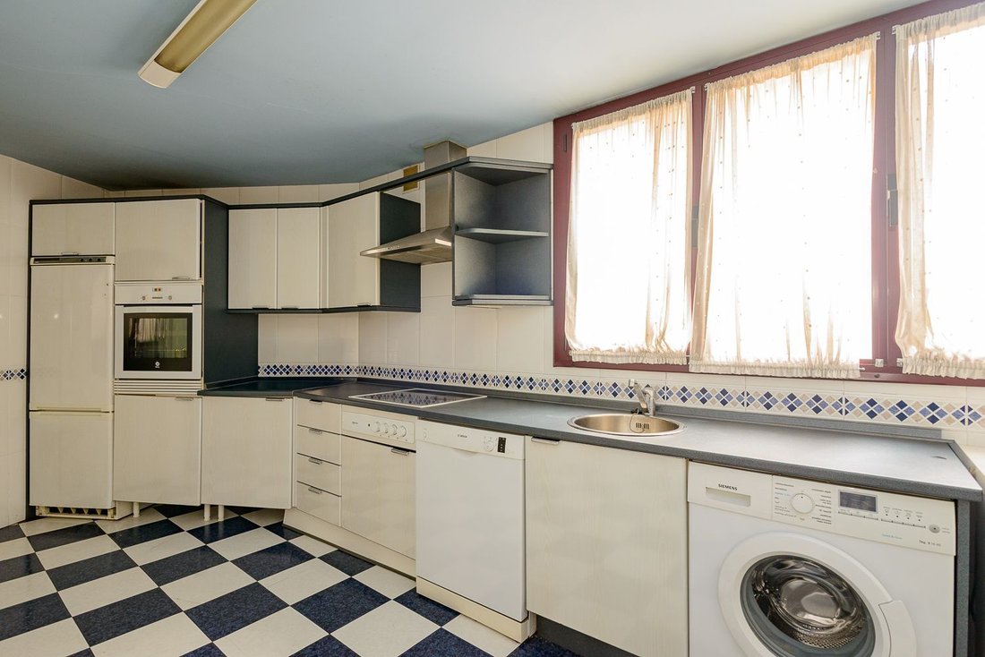 Apartment in Centro y casco historico, Oviedo, Spain 3 - 17344331