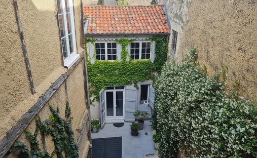 House in Lectoure, Occitania, France 1