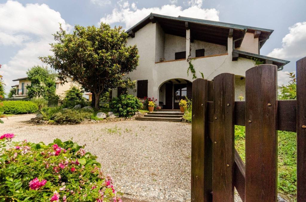 Villa in Cassago Brianza, Lombardy, Italy 3 - 17344119
