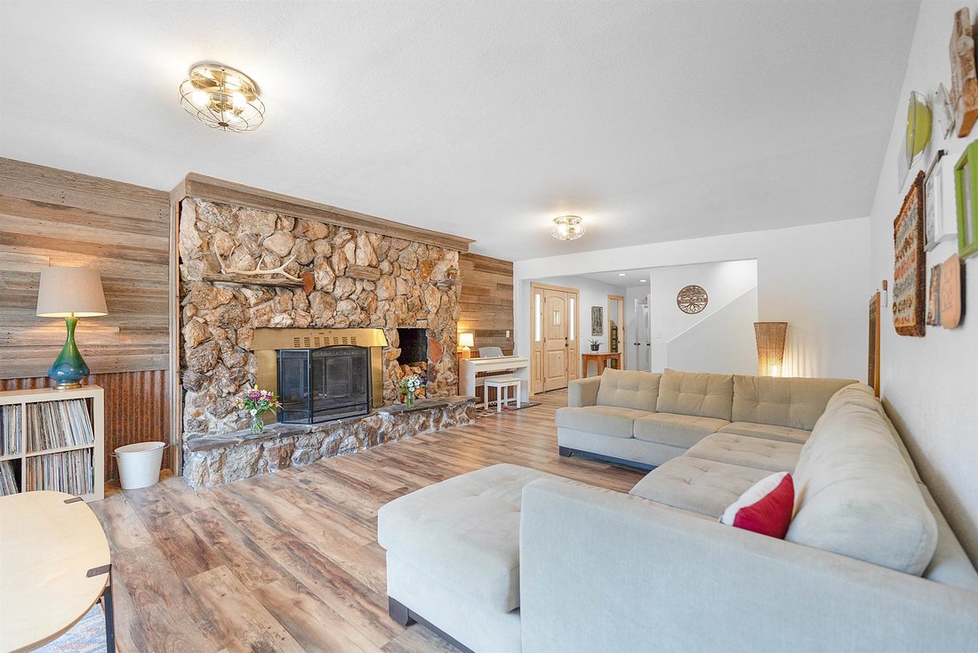 House in Hot Springs, South Dakota, United States 5 - 17342011
