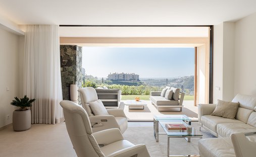 Apartment in La Quinta, Benahavis, Andalusia 1