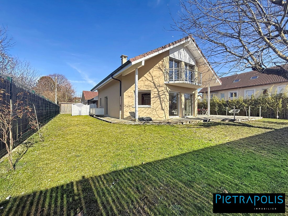 Villa in Versonnex, Auvergne-Rhône-Alpes, France 5 - 15048071