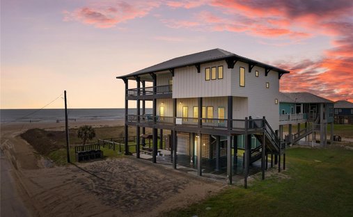 House in Bolivar Peninsula, Texas, United States 1