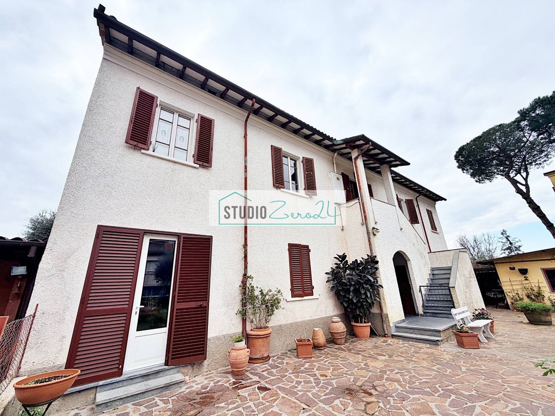 Villa in Pietrasanta, Tuscany, Italy 1 - 17343424