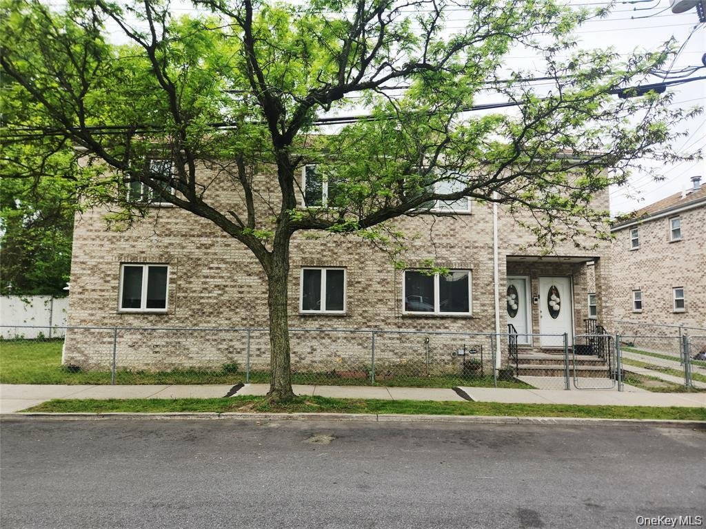 House in New York, New York, United States 1 - 17341667