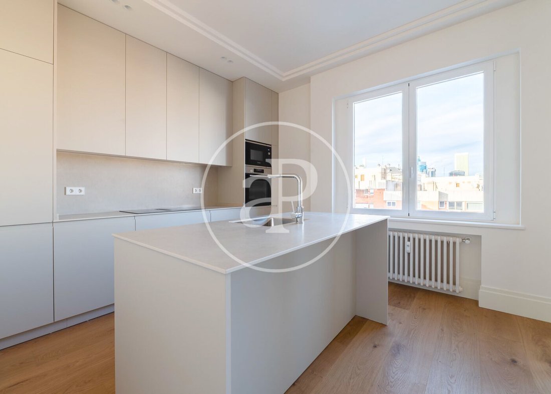 Apartment in Chamberi, Madrid, Spain 5 - 17345082