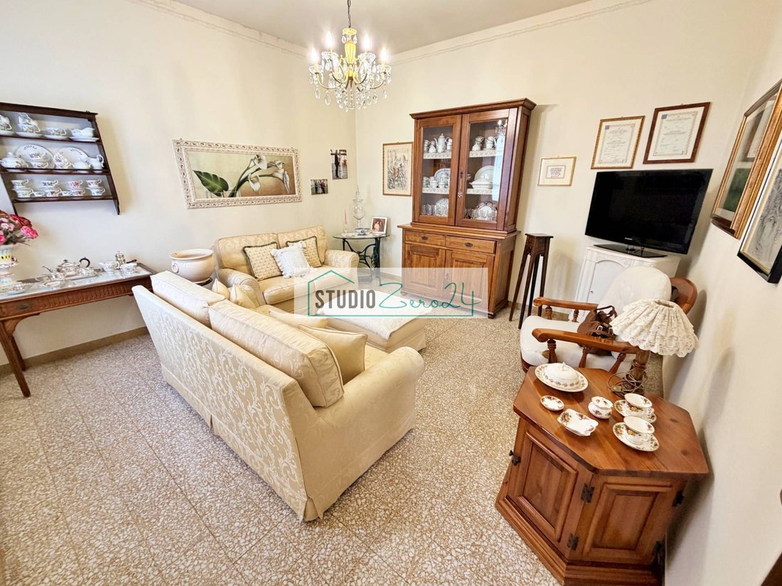 Villa in Pietrasanta, Tuscany, Italy 3 - 17343424