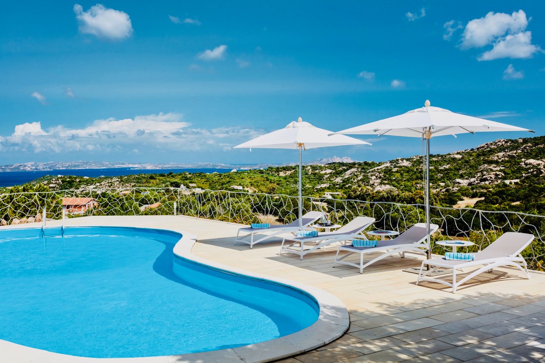Villa in Arzachena, Sardinia, Italy 1 - 16916443