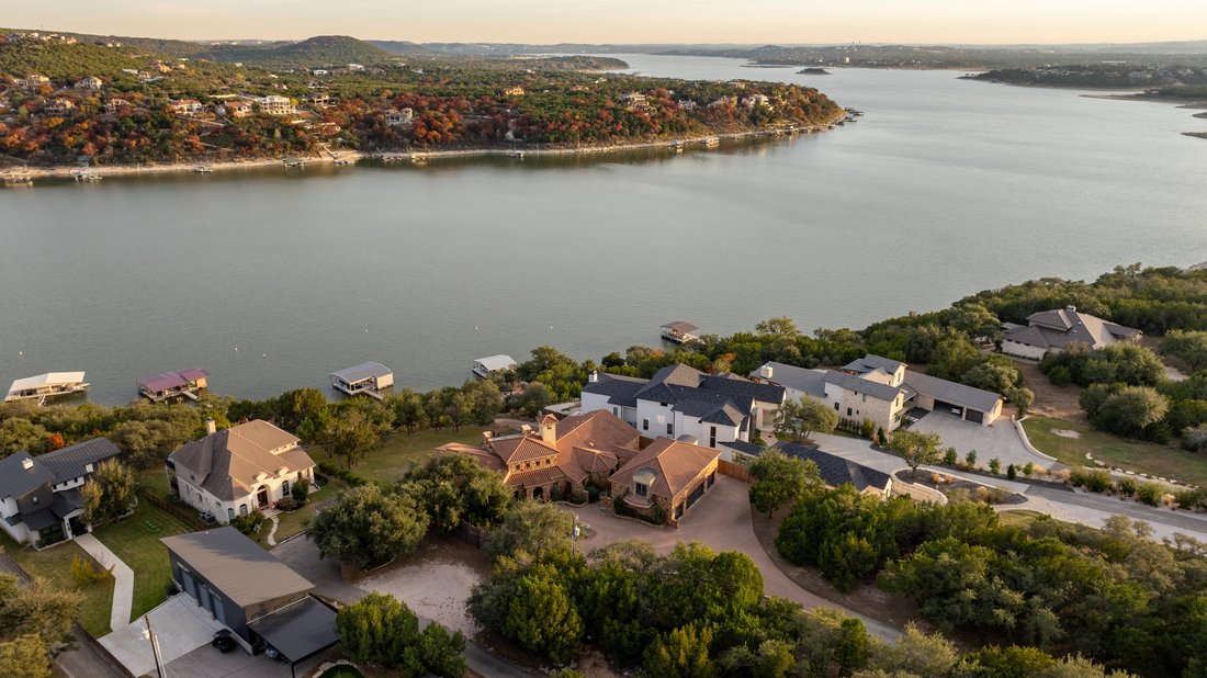House in Jonestown, Texas, United States 2 - 17346104