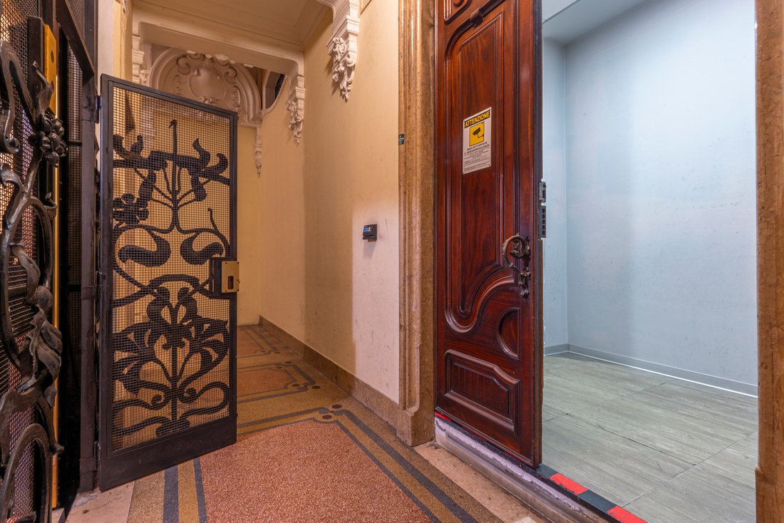 Apartment in City Center, Genoa, Liguria 2 - 17346408