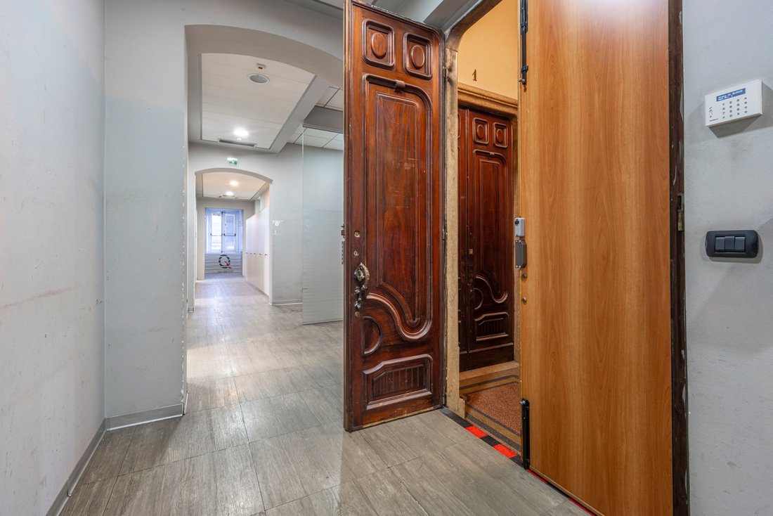 Apartment in City Center, Genoa, Liguria 3 - 17346408