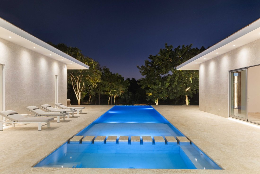 Villa in La Romana, La Altagracia Province, Dominican Republic 2 - 16506428