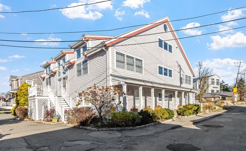 Condo in Gloucester, Massachusetts, United States 1
