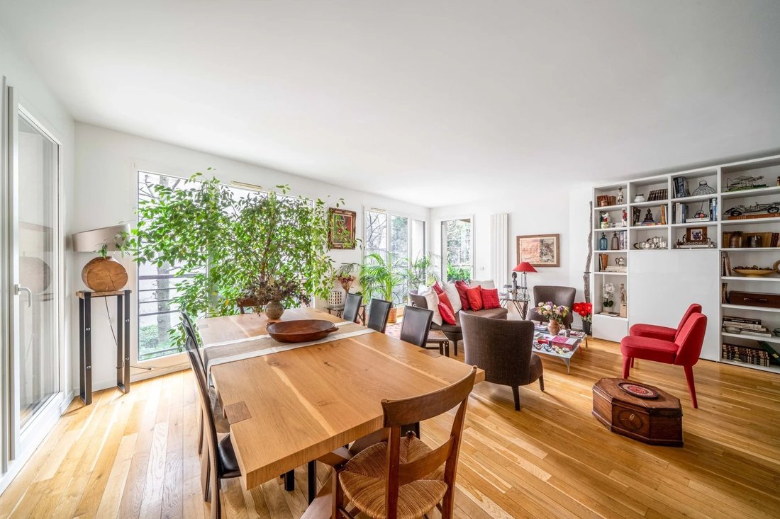 Apartment in Saint Placide, Paris 6e Arrondissement, Paris 2 - 17260939