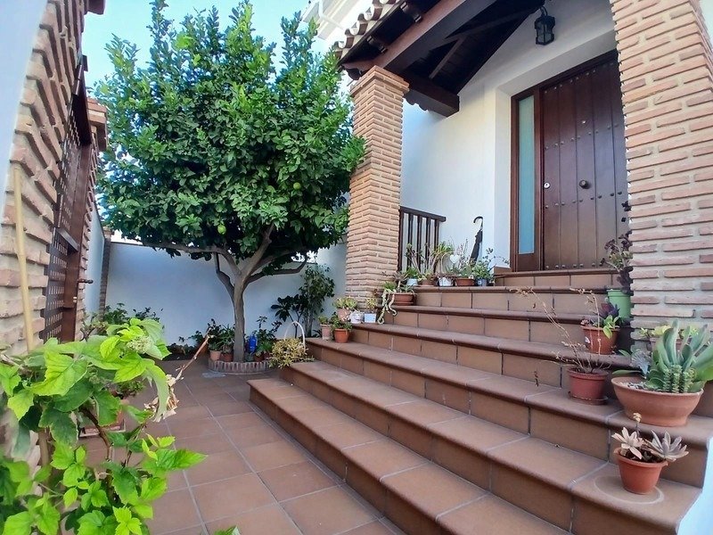 Villa in Fuengirola, Andalusia, Spain 3 - 17352778
